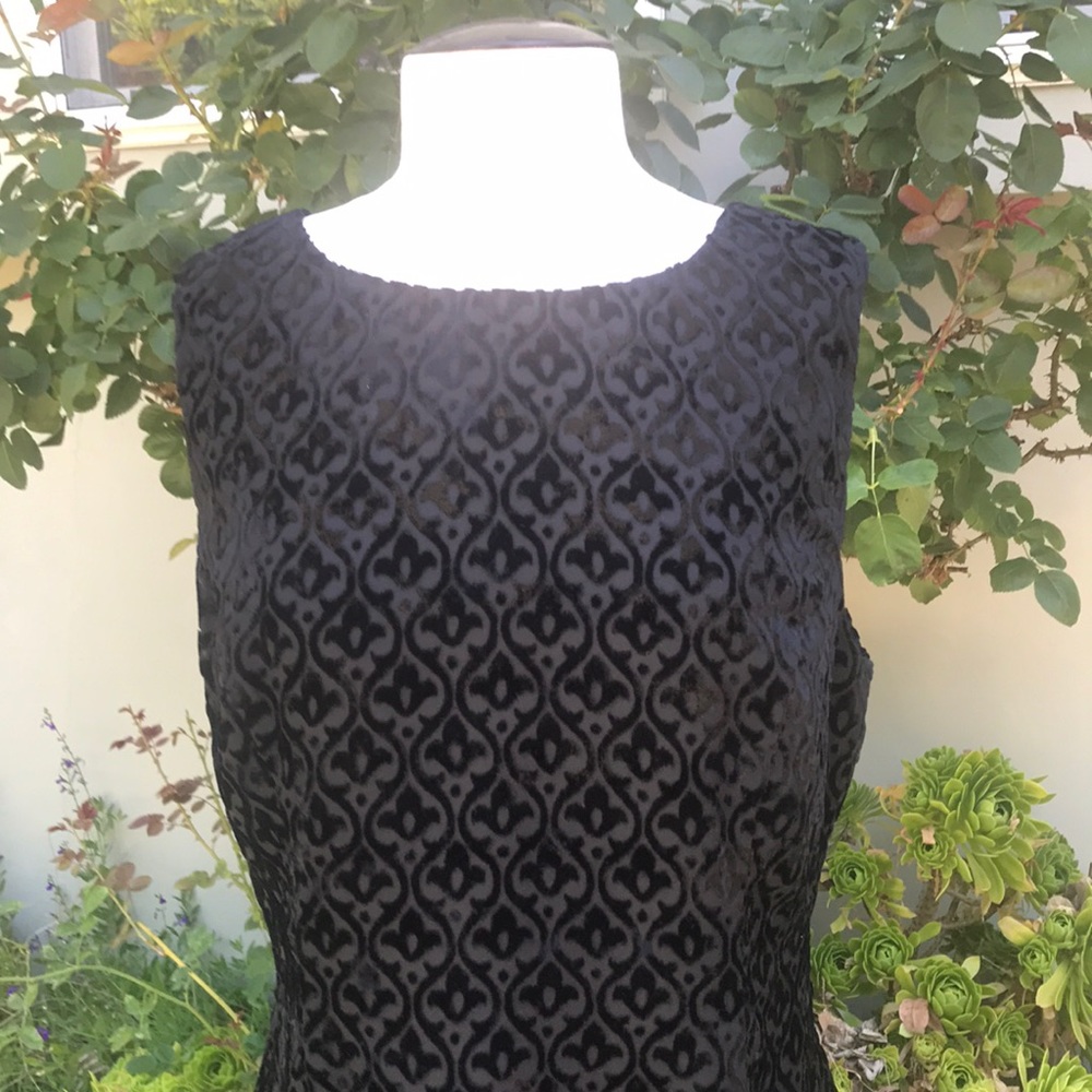 Fit and flare skater style dress - Picture 2 of 5